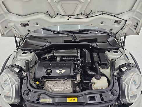 Used 2014 MINI Cooper Roadster FWD image 32