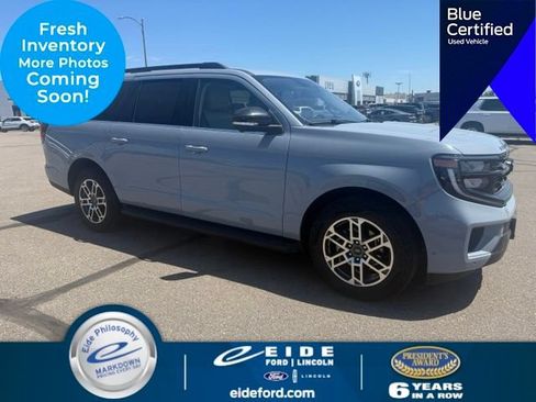 Used 2025 Ford Expedition Max Active AWD/4WD image 1