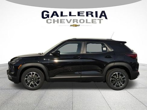 New 2026 Chevrolet TrailBlazer LT w/ Driver Confidence Package FWD image 4