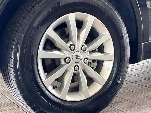 Used 2025 Dodge Durango GT RWD image 36