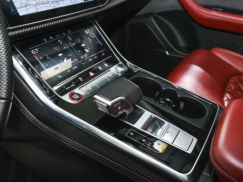 Used 2024 Audi SQ8 Premium Plus w/ Black Optic Package image 45