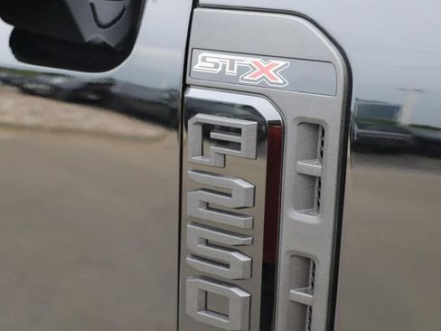New 2026 Ford F250 XL w/ STX Appearance Package AWD/4WD image 11