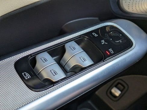 Used 2023 Mercedes-Benz GLC 300 w/ AMG Line image 19