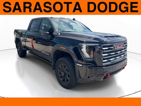 Used 2025 GMC Sierra 3500 AT4 w/ Technology Package AWD/4WD image 1