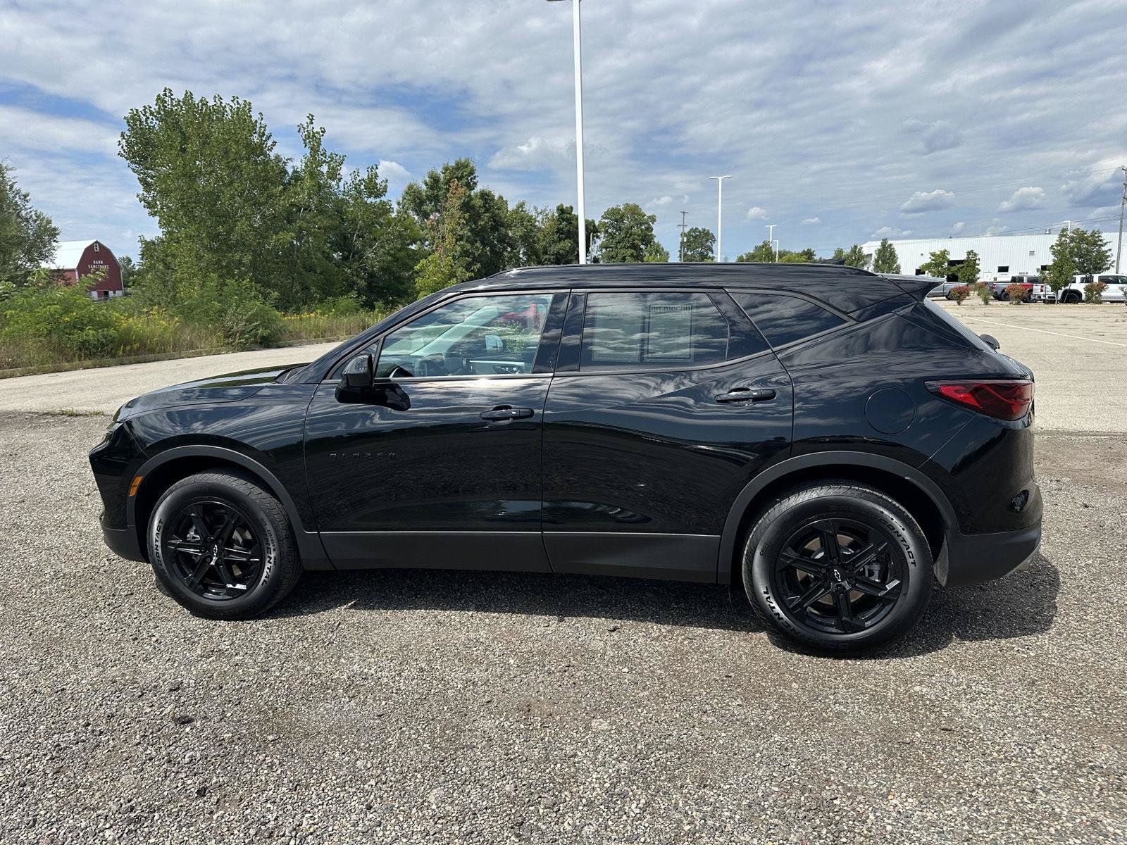 Certified 2023 Chevrolet Blazer LT w/ Convenience Package AWD/4WD image 8
