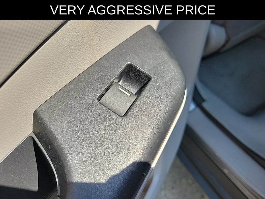 Used 2014 Honda CR-V LX image 13