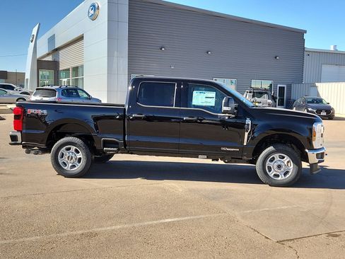 New 2025 Ford F250 XLT w/ 360-Degree Camera Package image 5