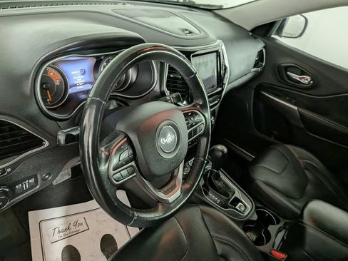 Used 2019 Jeep Cherokee Limited AWD/4WD image 19