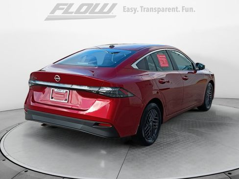 Used 2026 Nissan Sentra SV w/ Floor Mat Package FWD image 7