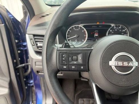 Used 2023 Nissan Rogue S FWD image 17