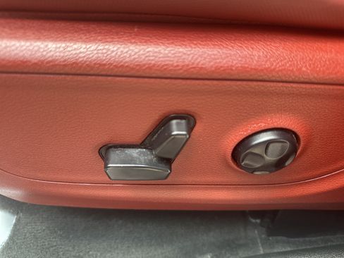 Used 2019 RAM 1500 Rebel AWD/4WD image 21