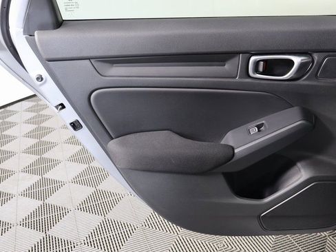 Used 2023 Honda Civic Sport image 10