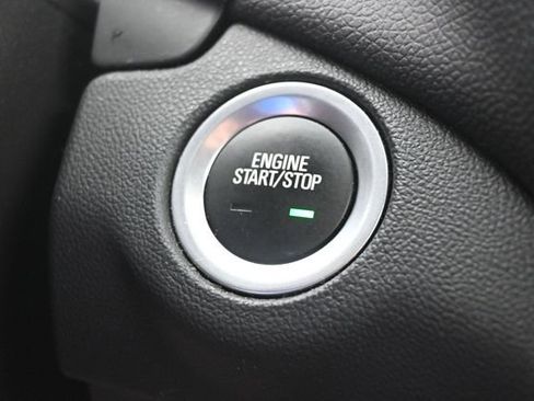 Used 2024 Chevrolet Equinox LT FWD image 22
