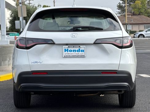 Used 2024 Honda HR-V LX image 10