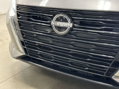 Used 2024 Nissan Altima 2.5 SV FWD image 29