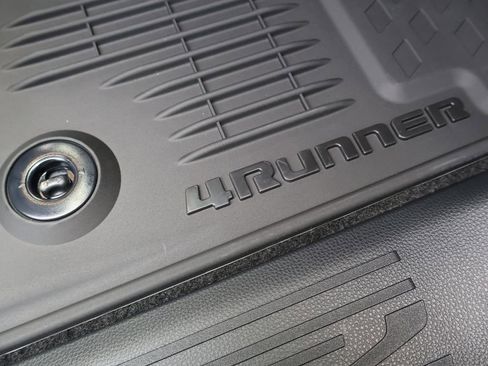 New 2025 Toyota 4Runner SR5 image 30