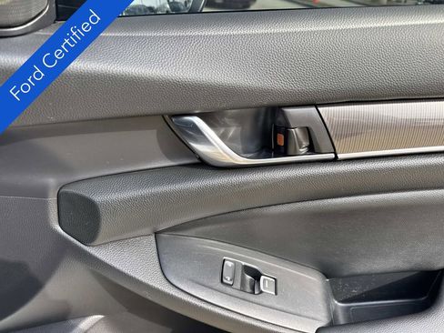 Used 2022 Honda Accord Sport image 15