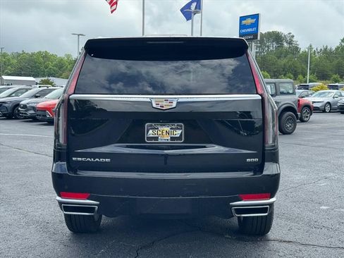 Used 2024 Cadillac Escalade Premium Luxury w/ LPO, Floor Liner Package AWD/4WD image 4