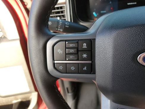 Used 2025 Ford F250 Lariat w/ Lariat Ultimate Package image 29