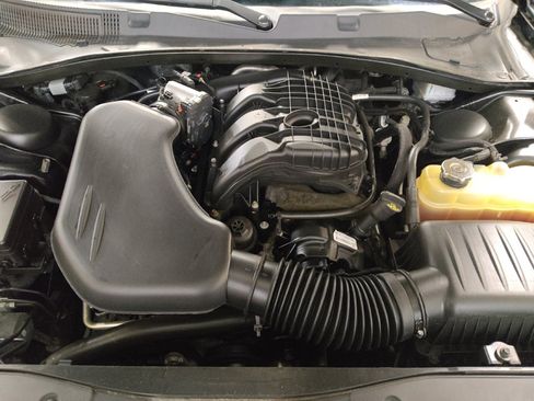 Used 2019 Dodge Charger SXT AWD/4WD image 30