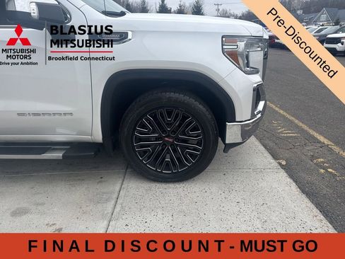 Used 2021 GMC Sierra 1500 SLT w/ SLT Premium Package AWD/4WD image 13
