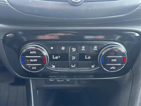 Used 2020 Buick Encore GX Essence w/ Advanced Technology Package AWD/4WD image 22