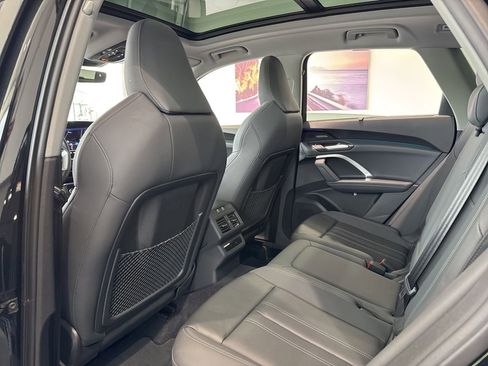 Used 2025 Audi Q5 Premium Plus w/ Premium Plus AWD/4WD image 40