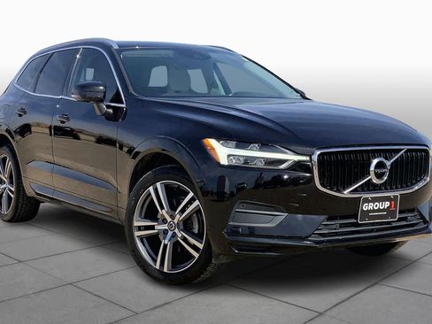 Used 2020 Volvo XC60 T5 Momentum w/ Protection Package Premier image 2