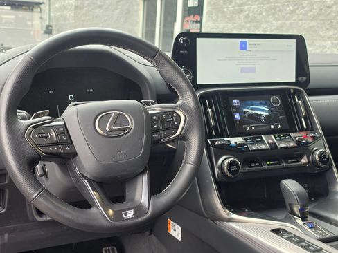 Used 2026 Lexus LX 700h F Sport AWD/4WD image 12
