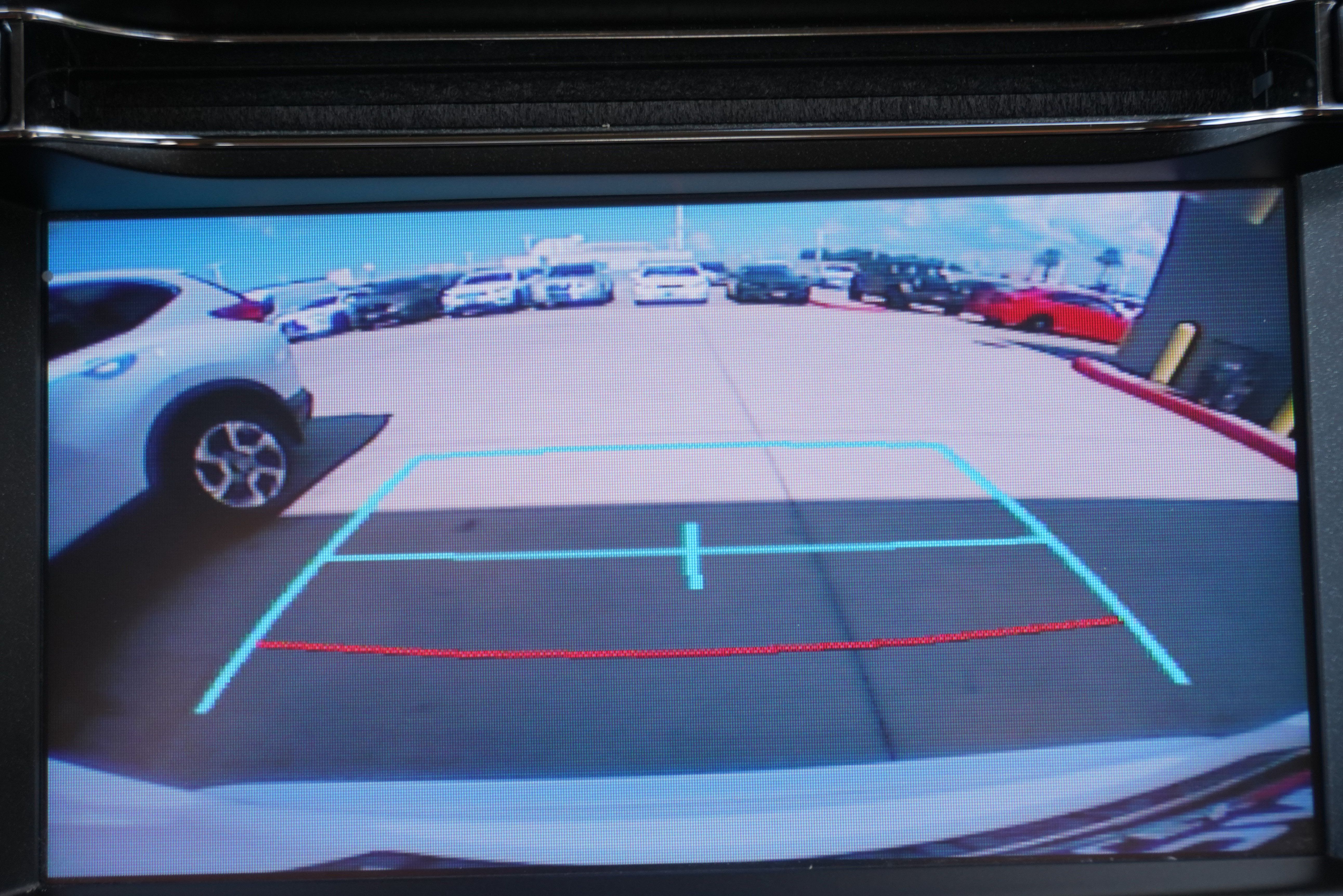 Used 2017 Toyota RAV4 LE FWD image 16