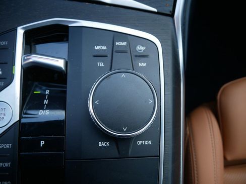 Used 2023 BMW 330i xDrive Sedan image 23