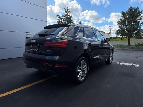 Used 2018 Audi Q3 2.0T Premium Plus w/ Premium Plus Package AWD/4WD image 10