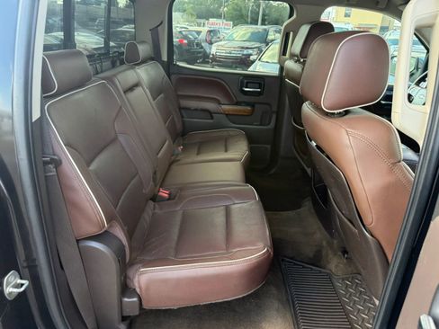 Used 2015 Chevrolet Silverado 1500 High Country w/ High Country Premium Package RWD image 12