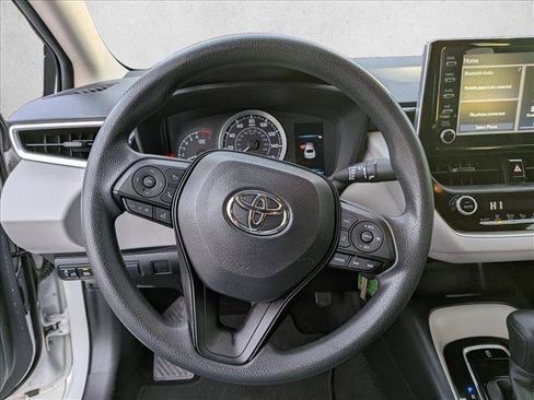 Used 2020 Toyota Corolla LE w/ Carpet Mat Package (TMS) image 11