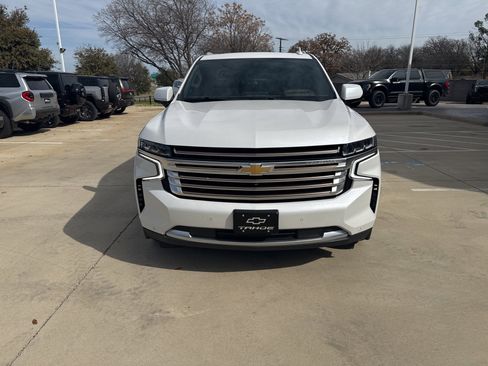 Used 2021 Chevrolet Tahoe High Country image 2