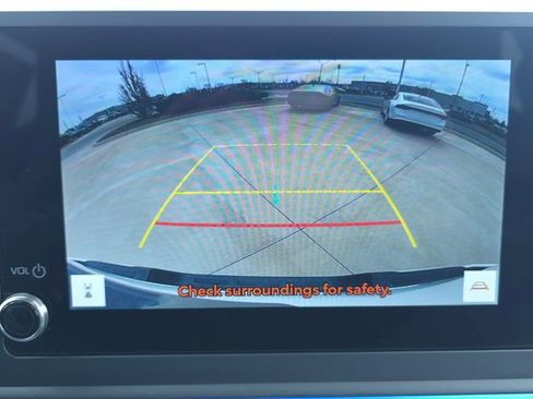 Used 2024 Toyota Tacoma TRD Sport image 32