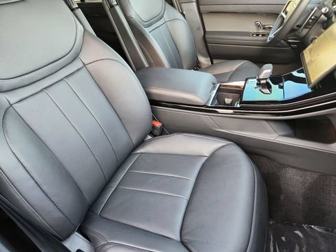 Certified 2026 Land Rover Range Rover Sport Dynamic SE AWD/4WD image 15