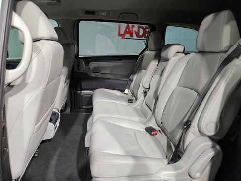 Used 2019 Honda Odyssey EX-L image 32