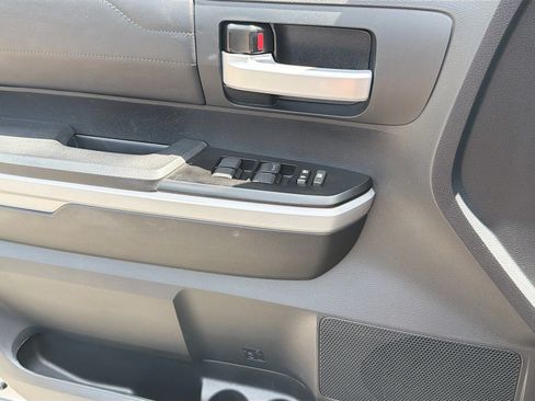 Used 2018 Toyota Tundra Limited AWD/4WD image 25