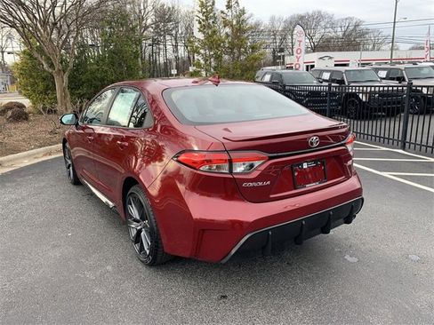 Used 2025 Toyota Corolla SE image 6
