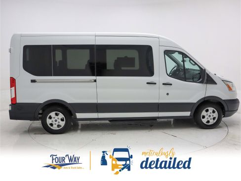 Used 2017 Ford Transit 350 XLT image 2