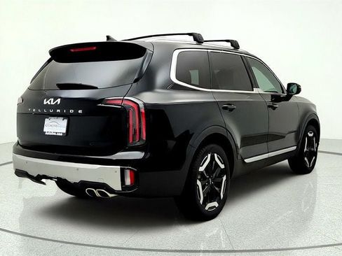 Used 2024 Kia Telluride EX w/ EX Captain's Chair Package FWD image 5