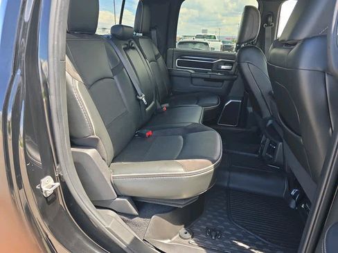 Used 2022 RAM 3500 Laramie AWD/4WD image 28