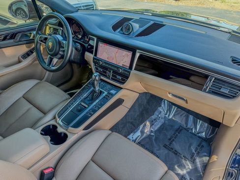 Used 2019 Porsche Macan image 19