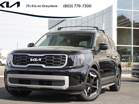 Used 2023 Kia Telluride S image 1