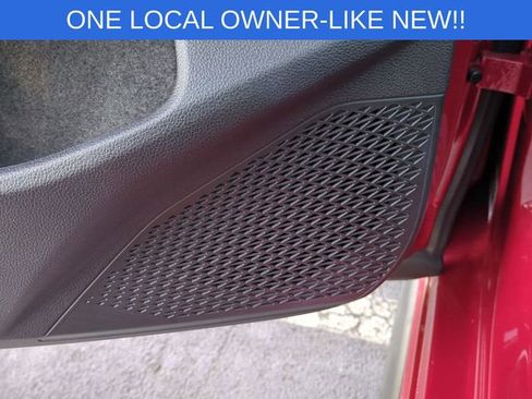 Used 2025 Volkswagen GTI SE image 36