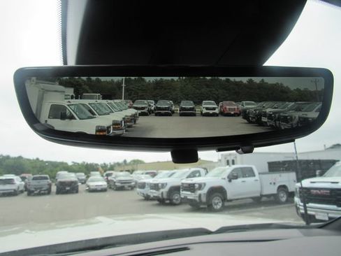 Certified 2026 GMC Sierra 3500 AT4 w/ Technology Package AWD/4WD image 28