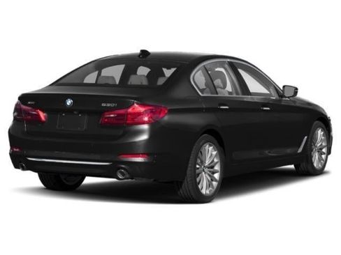 Used 2019 BMW 530i xDrive AWD/4WD image 3