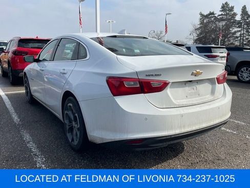Used 2024 Chevrolet Malibu LT image 2