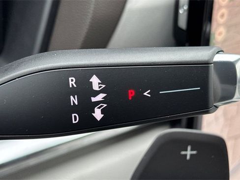 New 2026 GMC Terrain Denali w/ LPO, Floor Liner Package image 25